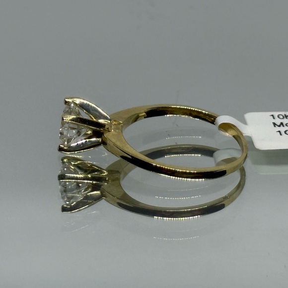 10k Yellow Gold 1 CT Moissanite Ring with Elegant Design Engagement Ring - Picture 2 of 5